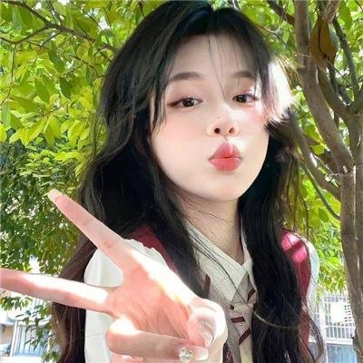 葛妮斯派特洛之风情万种